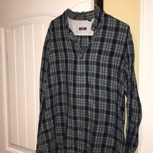 Men’s IZOD patterned button down